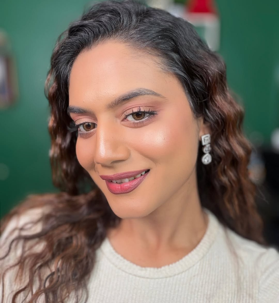 মুনের ক্লোজ ফ্রেন্ডের ছোঁয়া